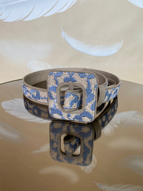 Cinturón artesanal de lujo con cuero flores azules- hebilla cuadrada
