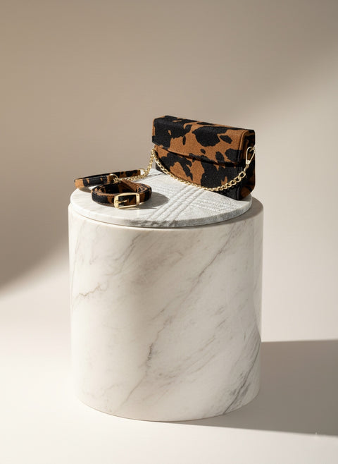 Cartera Paris- Cow Print Glam