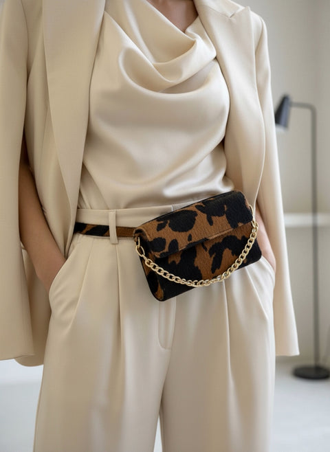 Cartera Paris- Cow Print Glam